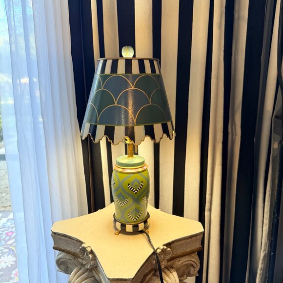 New MACKENZIE CHILDS MADRAS Table Lamp Sold Out HTF Rare No Box Courtly Stripes - Picture 12 of 16